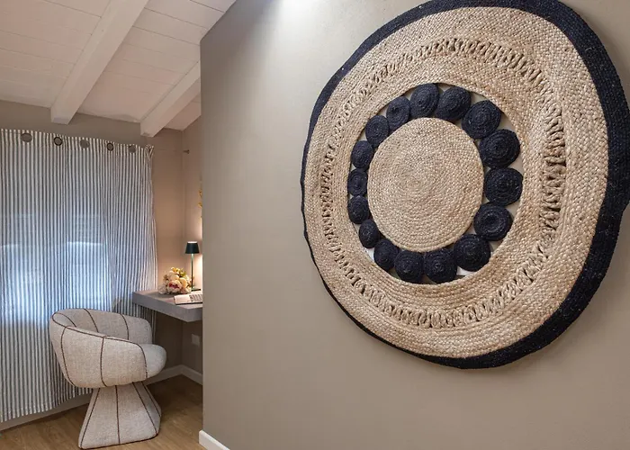 Διαμέρισμα Biancosalvia Stylish Steps From Everything Λούκα